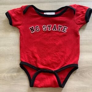 NC State Wolfpack Baby Onesie 6 Months Red Black College Football Bodysuit